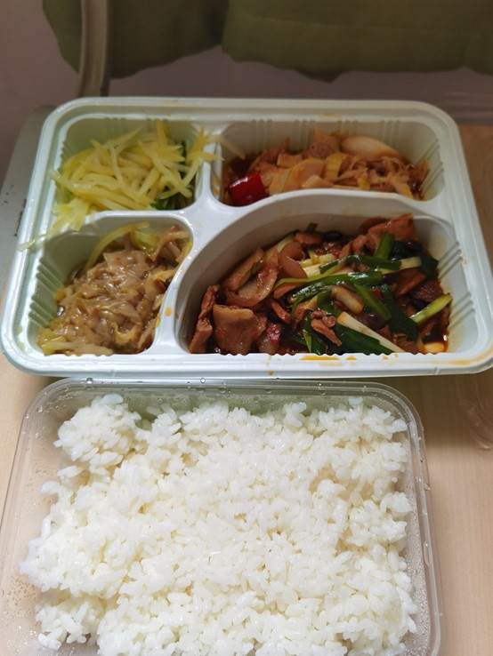 豪华晚餐